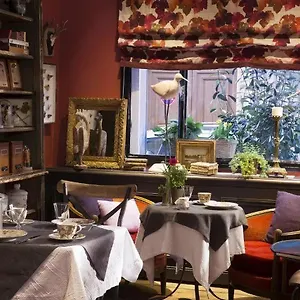 *** Hotel Le Petit Chomel Frankrijk